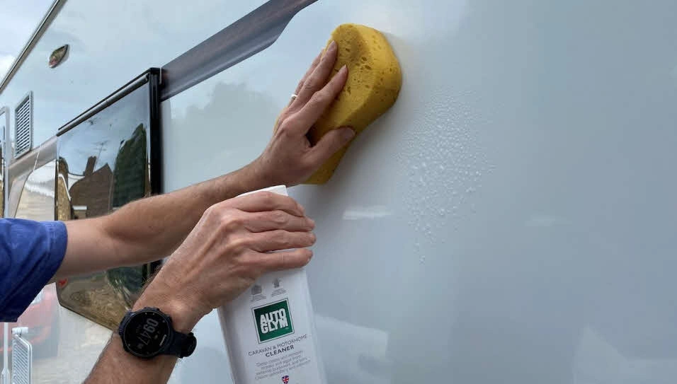 Autoglym Caravan & Motorhome Cleaner │ Allsidig rengjøringsmiddel for bobil og campingvogn - 1L Image 3