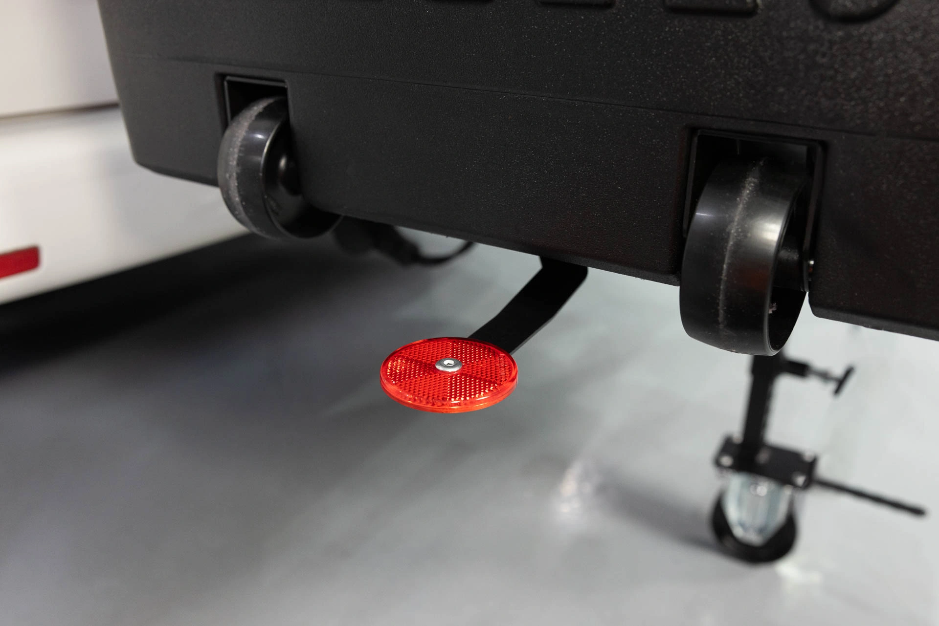 Bagasjeboks for tilhengerfeste TowBox Camper V3. Long Camel │ Lasteboks 400 Liter Image 13