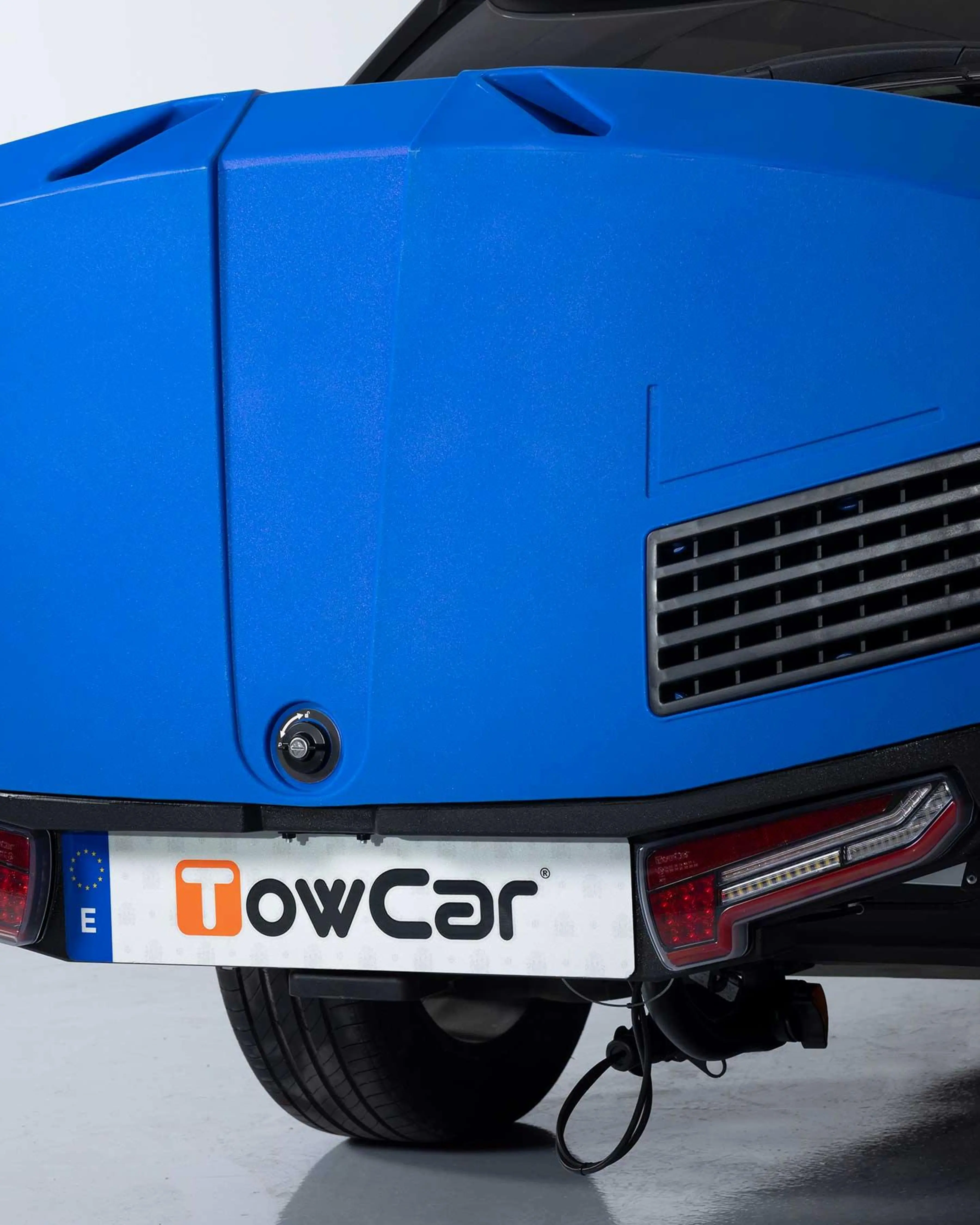 Bagasjeboks for tilhengerfeste TowBox EVO Marine Blue │ Lasteboks 305 Liter – bilde 10