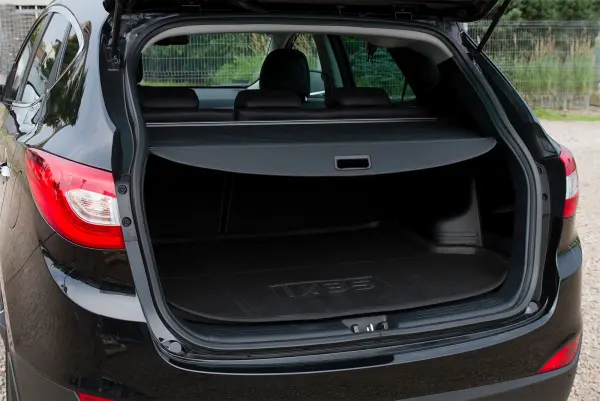 Bagasjerom rollon Hyundai ix35 2010-2015 │ Uttrekkbart bagasjeromstrekk – bilde 3