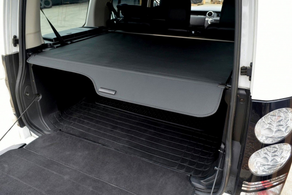 Bagasjerom rollon Land Rover Discovery 3 / 4 (L319) 2004 - 2016 │ Uttrekkbart bagasjeromstrekk Image 2