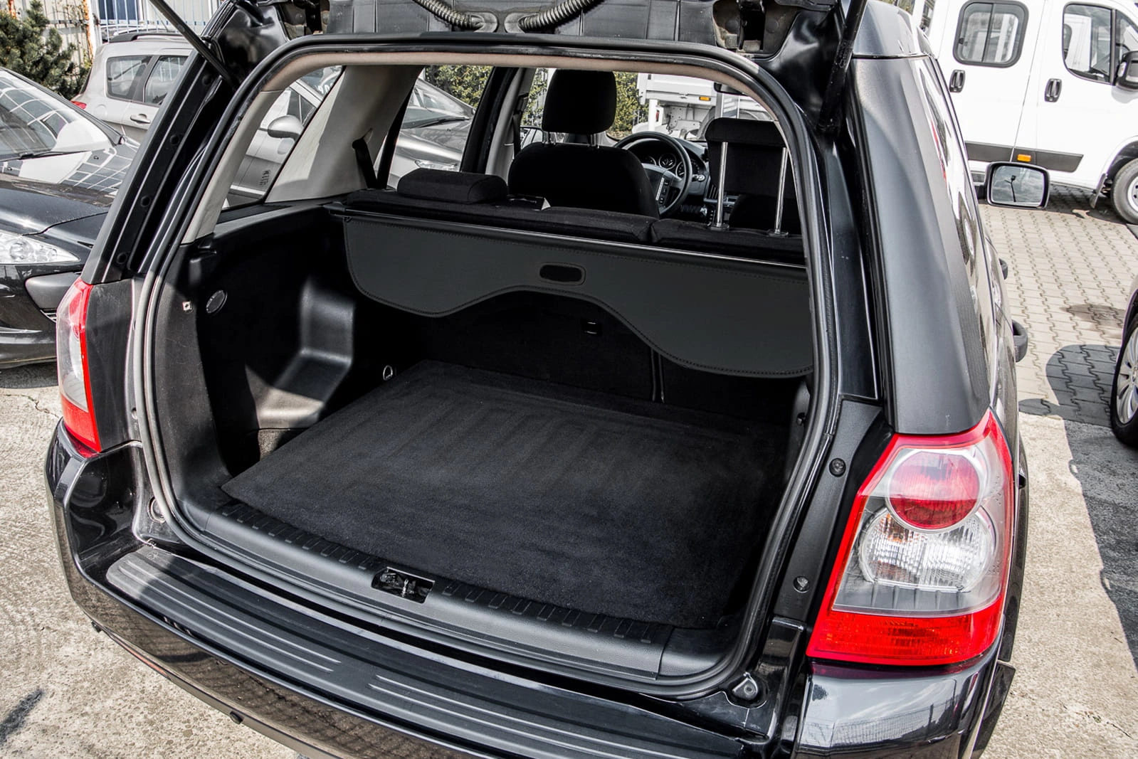 Bagasjerom rollon Land Rover Freelander II 2007 - 2014 │ Uttrekkbart bagasjeromstrekk – bilde 3
