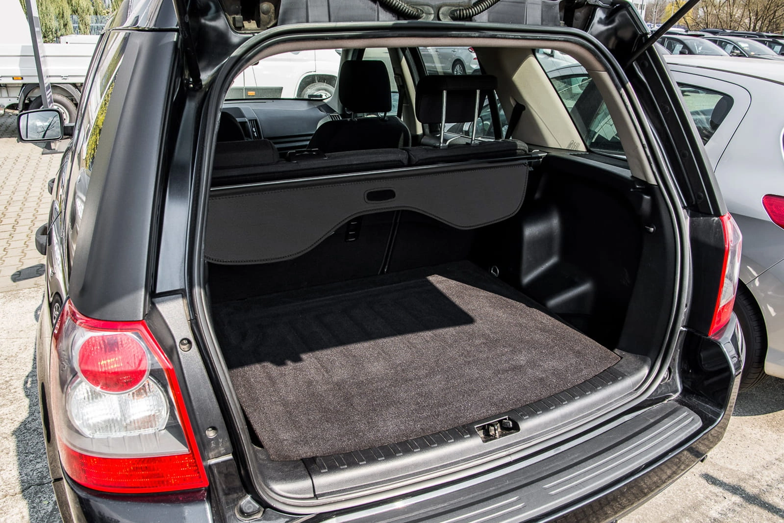 Bagasjerom rollon Land Rover Freelander II 2007 - 2014 │ Uttrekkbart bagasjeromstrekk – bilde 4