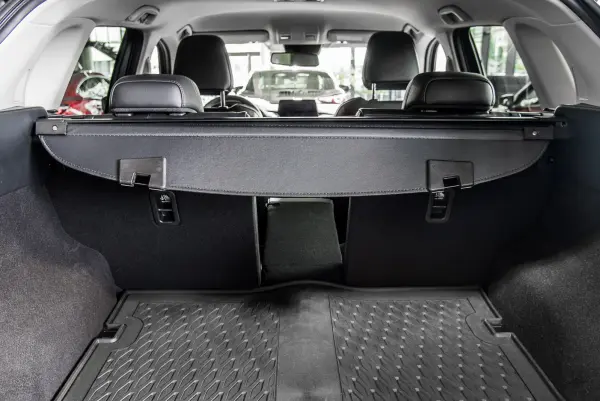 Bagasjerom rollon Mazda CX-5 II 2017 -> │ Uttrekkbart bagasjeromstrekk