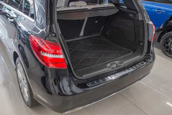 Bagasjerom rollon Mercedes-Benz B-Class 2011-2018 │ Uttrekkbart bagasjeromstrekk – bilde 2