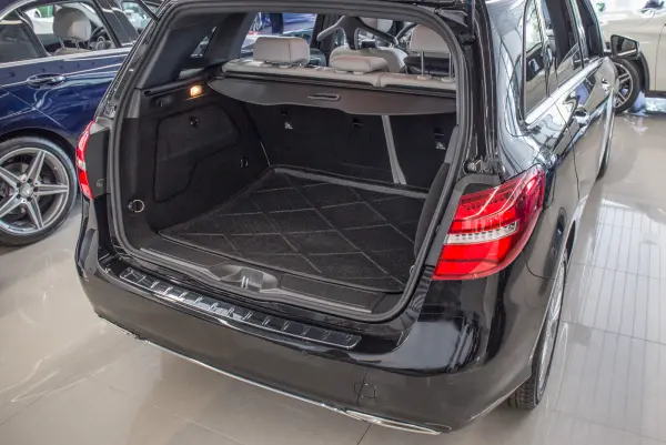 Bagasjerom rollon Mercedes-Benz B-Class 2011-2018 │ Uttrekkbart bagasjeromstrekk – bilde 3