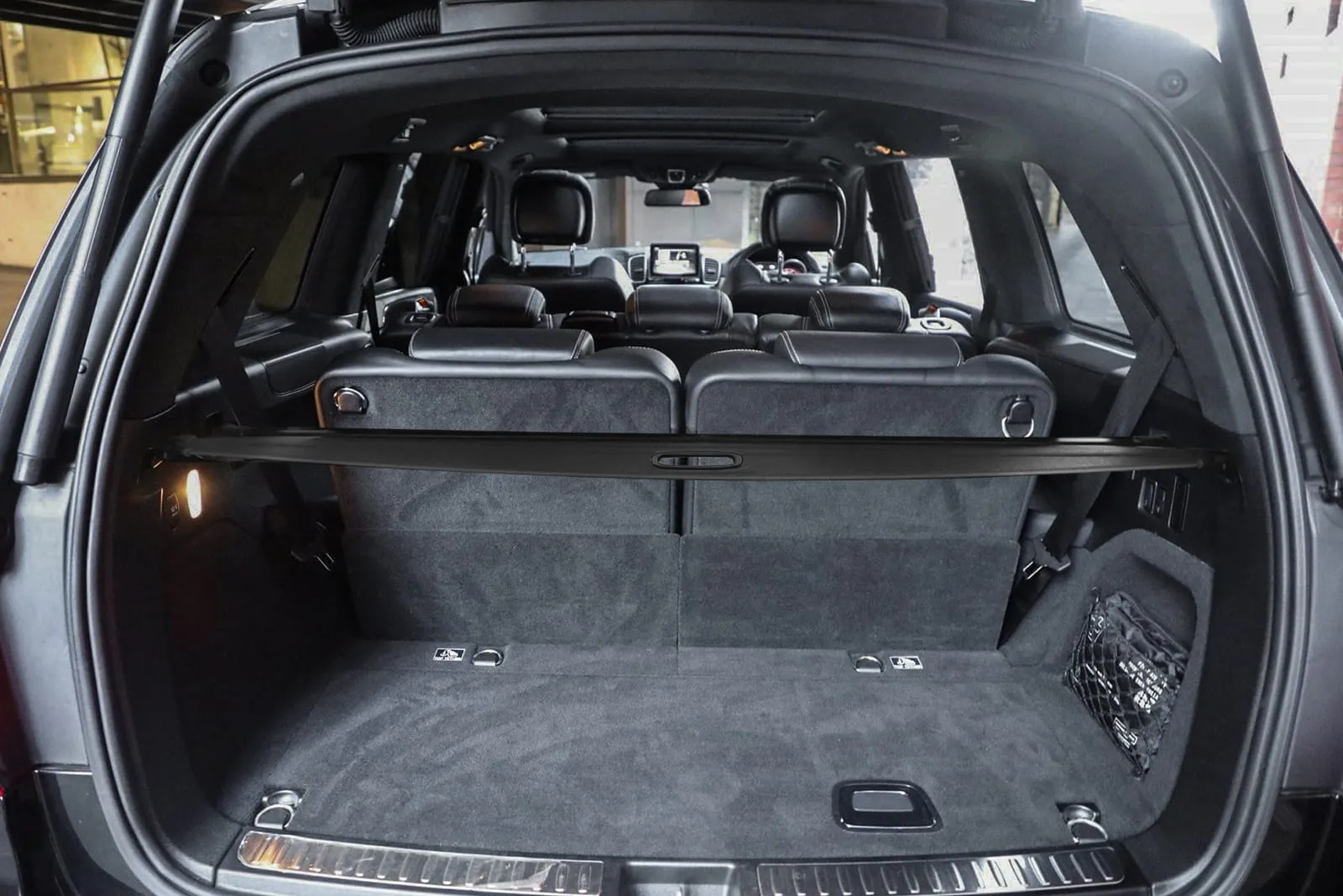 Bagasjerom rollon Mercedes-Benz GL (X166) 2012 - 2015 │ Uttrekkbart bagasjeromstrekk