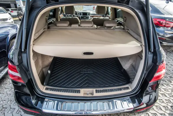 Bagasjerom rollon Mercedes-Benz ML 2011-2015 │ Uttrekkbart bagasjeromstrekk