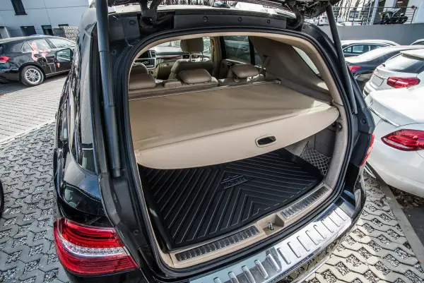 Bagasjerom rollon Mercedes-Benz ML 2011-2015 │ Uttrekkbart bagasjeromstrekk – bilde 3
