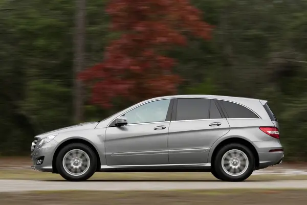 Bagasjerom rollon Mercedes-Benz R-CLASS W251 2005-2011 pre-facelift │ Uttrekkbart bagasjeromstrekk – bilde 4