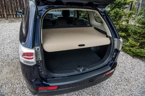 Bagasjerom rollon Mitsubishi Outlander III 2012 - 2022 │ Uttrekkbart bagasjeromstrekk – bilde 3