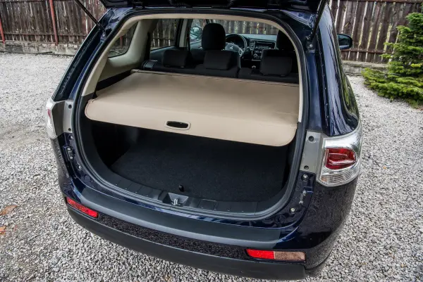 Bagasjerom rollon Mitsubishi Outlander III 2012 - 2022 │ Uttrekkbart bagasjeromstrekk – bilde 4