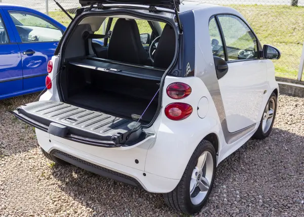 Bagasjerom rollon Smart Fortwo 2012-2015 │ Uttrekkbart bagasjeromstrekk – bilde 2