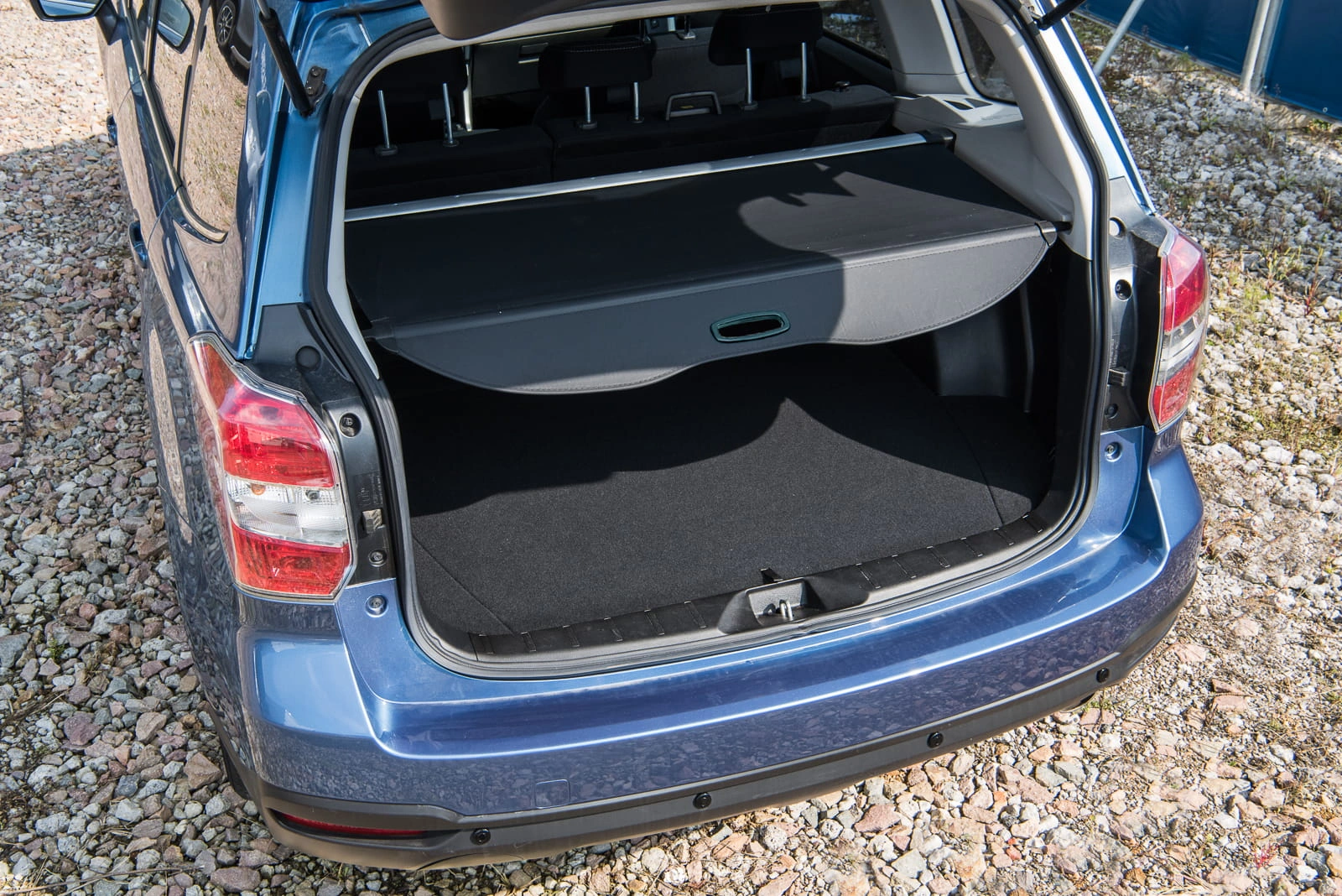Bagasjerom rollon Subaru Forester IV 2013 - 2018 │ Uttrekkbart bagasjeromstrekk – bilde 4