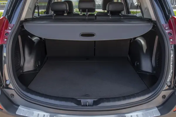 Bagasjerom rollon Toyota RAV4 IV 2013 - 2019 │ Uttrekkbart bagasjeromstrekk Image 1