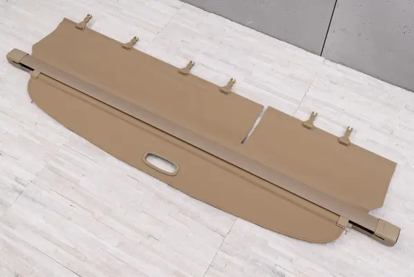 Bagasjerom rollon Toyota Verso │ Uttrekkbart bagasjeromstrekk Image 3