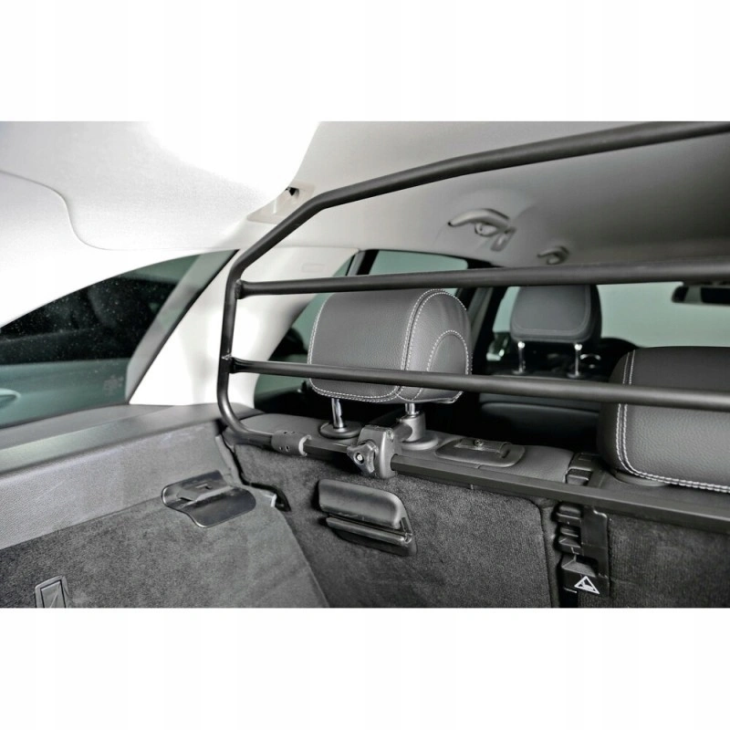 Bagasjeromsgitter Skoda Octavia III Stasjonsvogn 2012 - 2020  │ Hundegitter - Half Height Cargo Dog Guard Image 2