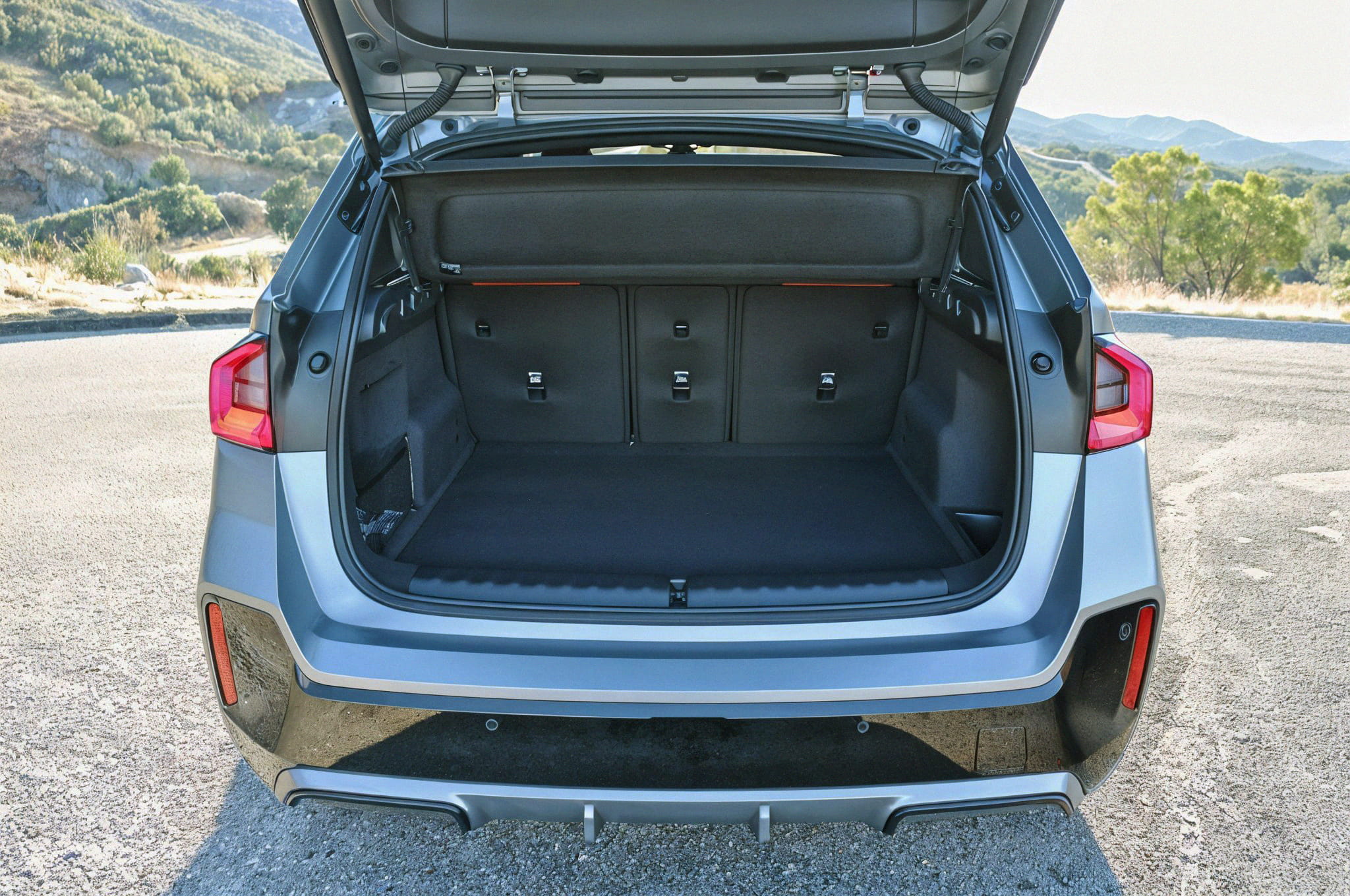 Bagasjeromshylle BMW X1 (U11) III 2022 ->