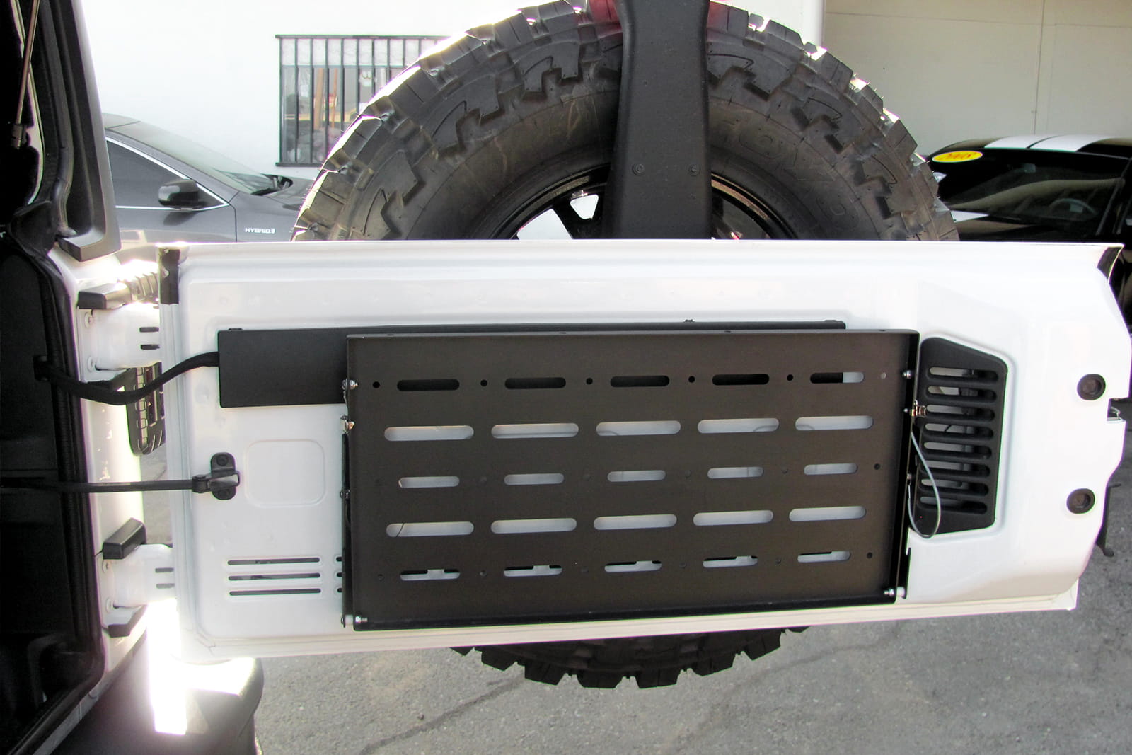 Bagasjeromshylle Jeep Wrangler (JK) 2006 - 2018 – bilde 2