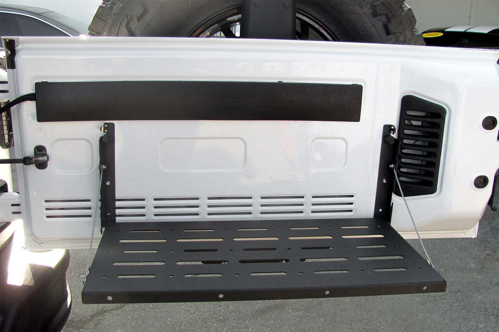Bagasjeromshylle Jeep Wrangler (JK) 2006 - 2018 – bilde 3