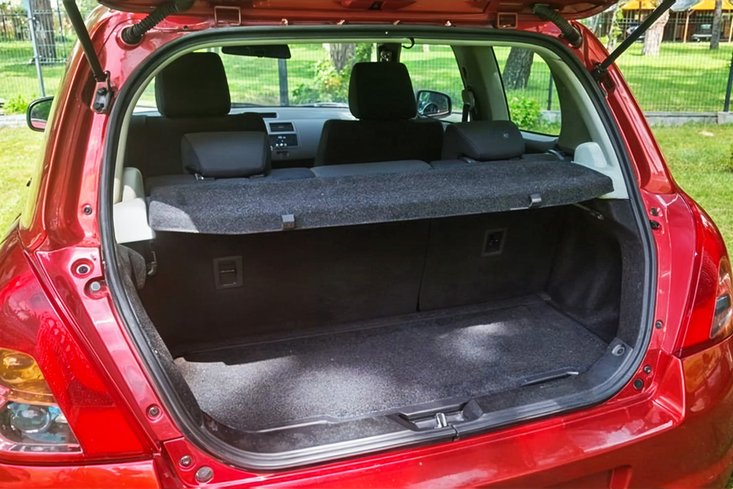 Bagasjeromshylle Suzuki Swift IV VI 2004 - 2010