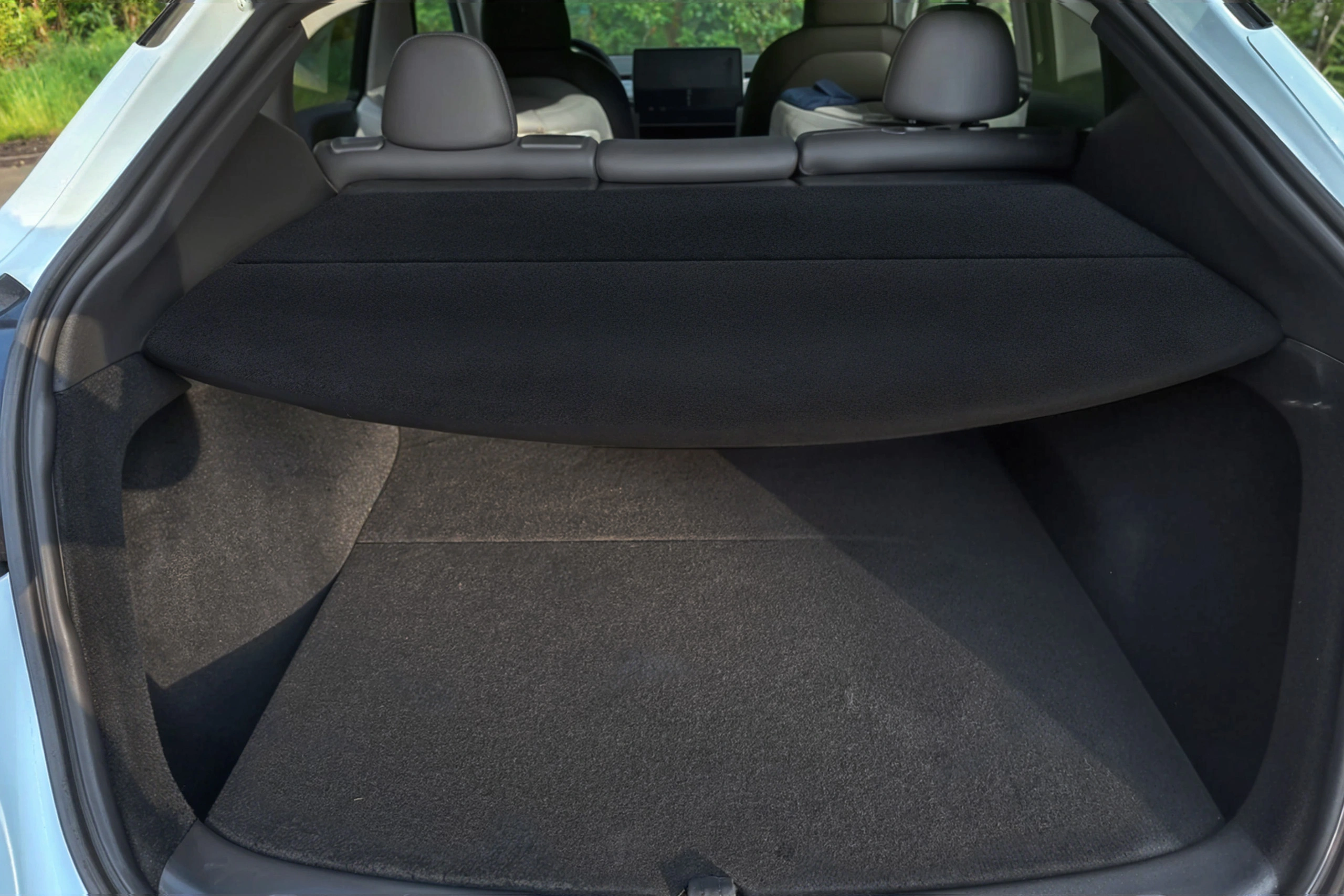 Bagasjeromshylle Tesla Model Y 2020 ->