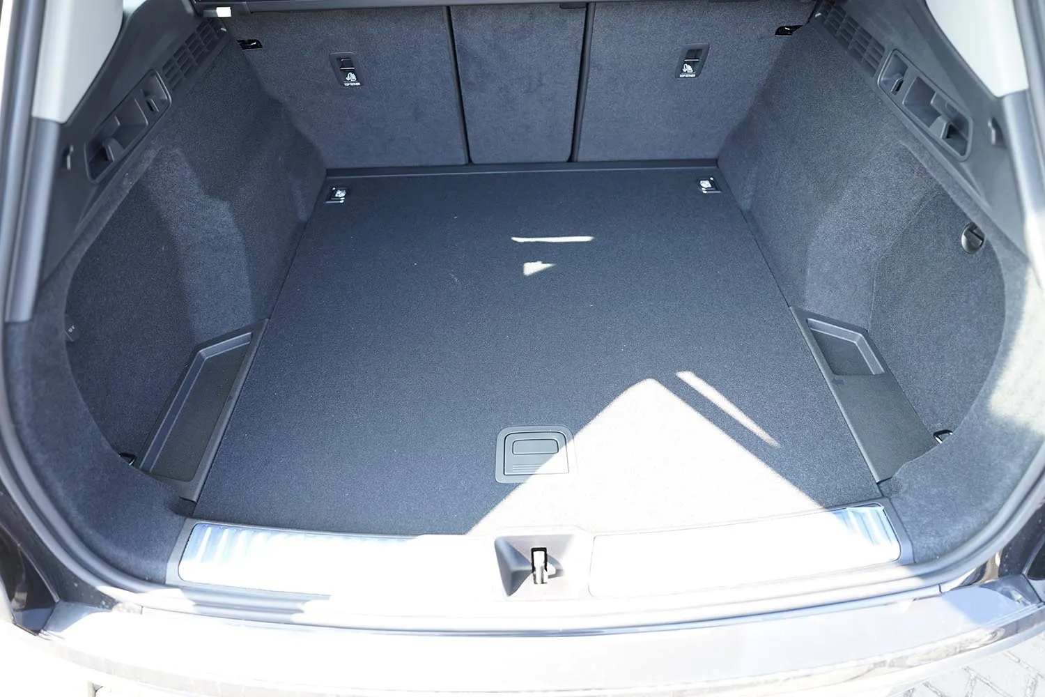 Bagasjeromsmatte Audi Q5 III Diesel / mHEV 2024 -> – bilde 2