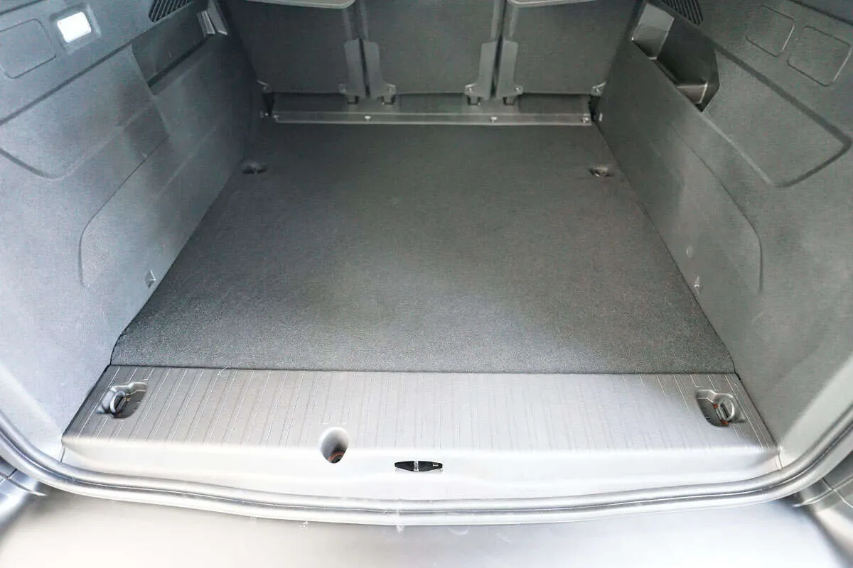 Bagasjeromsmatte Citroen Berlingo III XL Varebil 2018 -> / Citroen e-Berlingo III Varebil 2021 -> / Opel Combo E Life XL Varebil 2018 -> / Opel Combo-e Varebil 2021 -> / Peugeot e-Rifter Varebil 2021 -> / Peugeot Rifter Varebil 2018 -> m.fl.