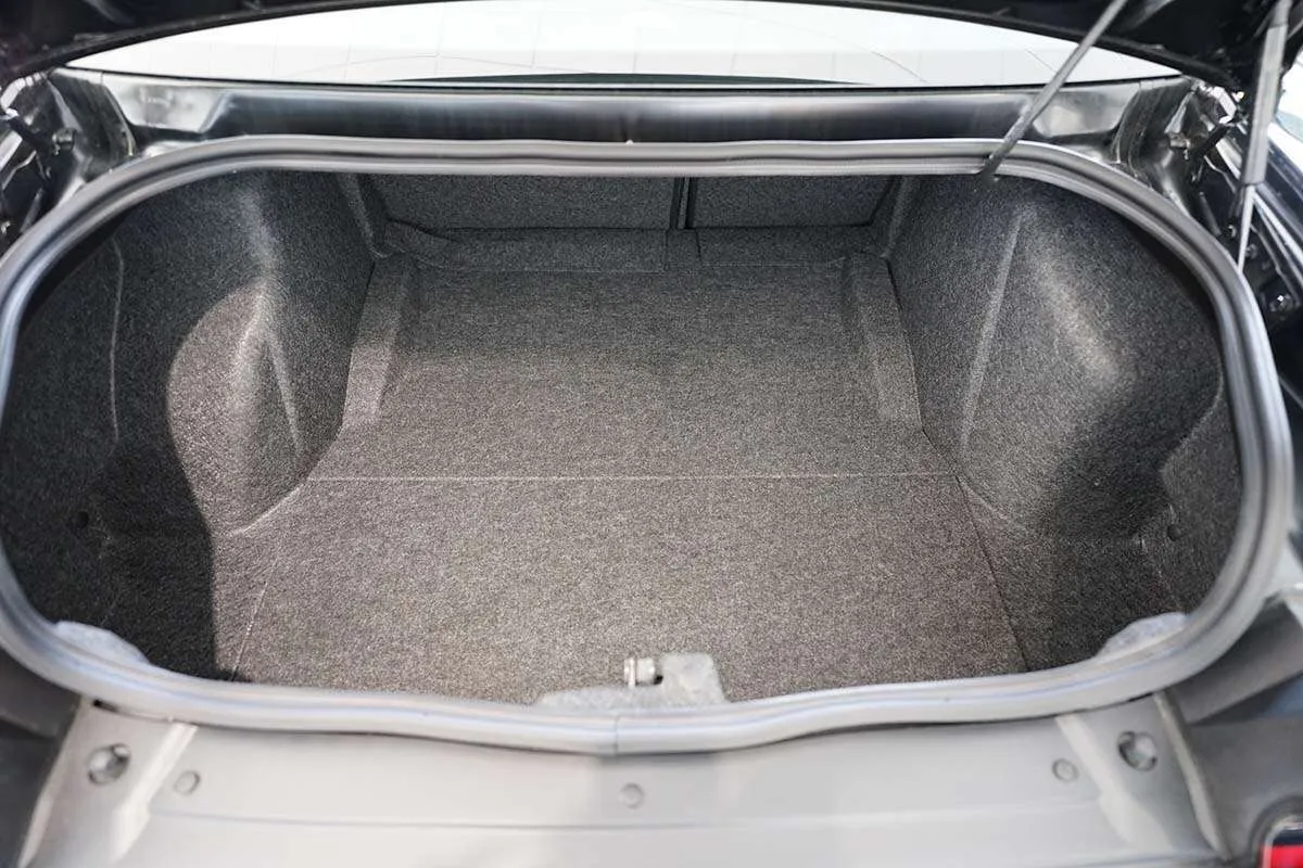 Bagasjeromsmatte Dodge Challenger III Coupe 2008 - 2023  │ Guardliner Boot Mat – bilde 4