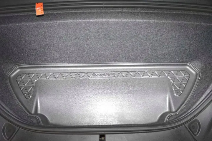 Bagasjeromsmatte fram Tesla Model X 2015 - 2021 │ Cool-Liner Frunk Liner – bilde 2