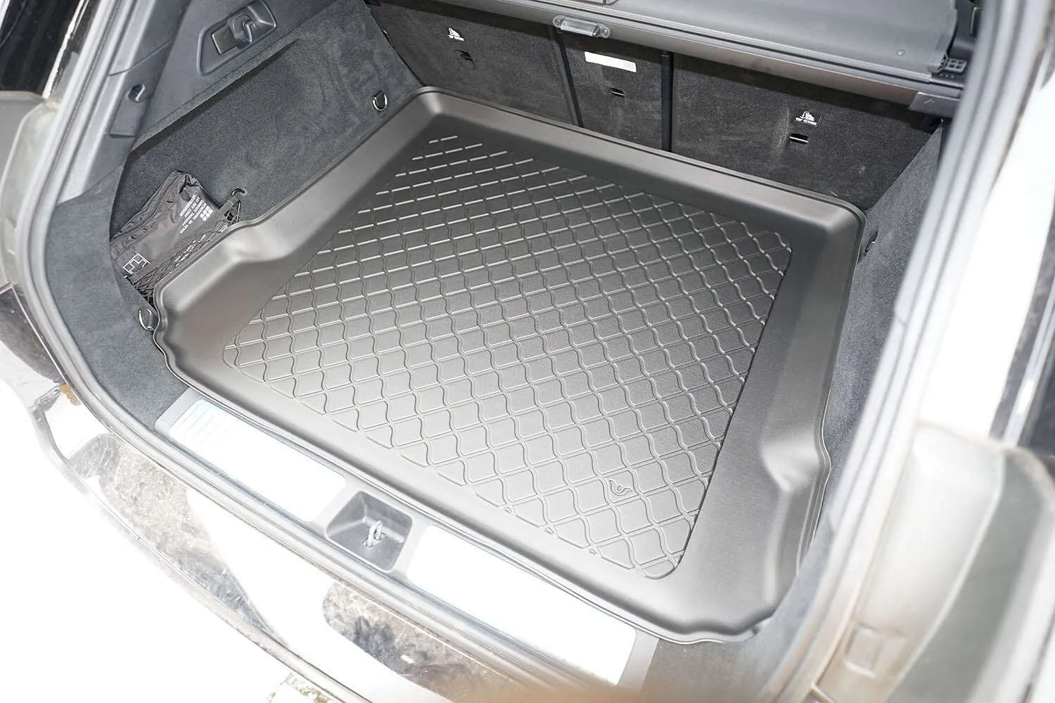 Bagasjeromsmatte Mercedes-Benz EQE SUV (X294) 2023 -> | Guardliner Boot Liner – bilde 4