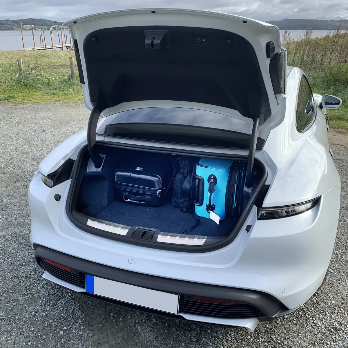 Bagasjeromsmatte OEM Porsche Taycan 2019->