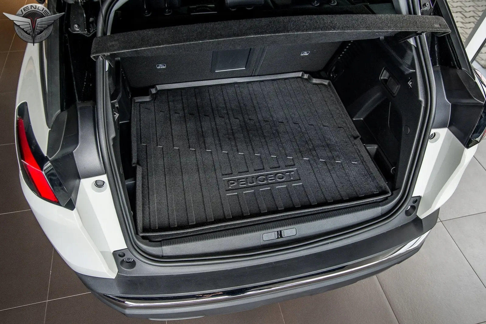 Bagasjeromsmatte Peugeot 3008 II 2016 - 2024 – bilde 8