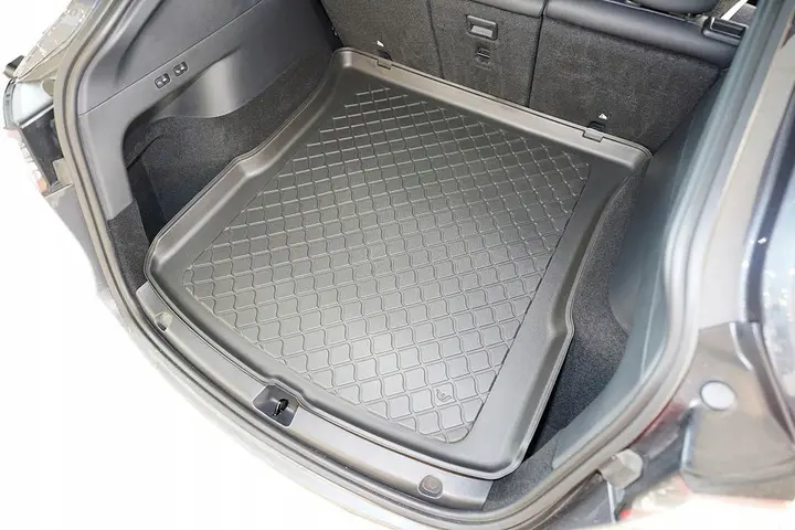 Bagasjeromsmatte Tesla Model Y 2020 -> │ Guardliner Boot Mat Image 1