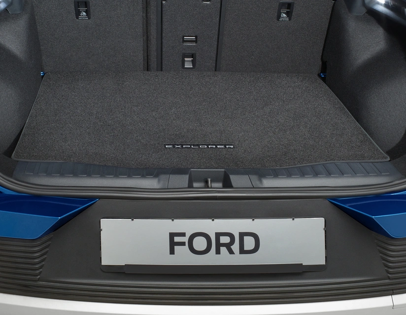 Bagasjeromsmatte vendbar Ford Explorer EV │ Genuine® - med støtfangerbeskyttelse – bilde 3