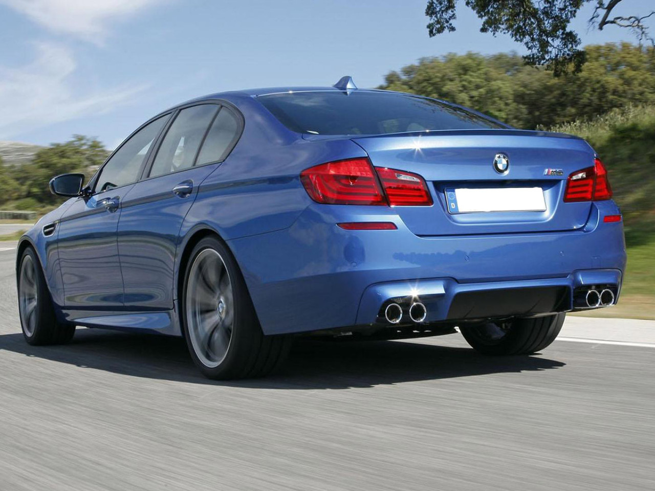 Bakfanger BMW 5 (F10) Sedan 2010 - 2017 │ M-Style PDC – bilde 3