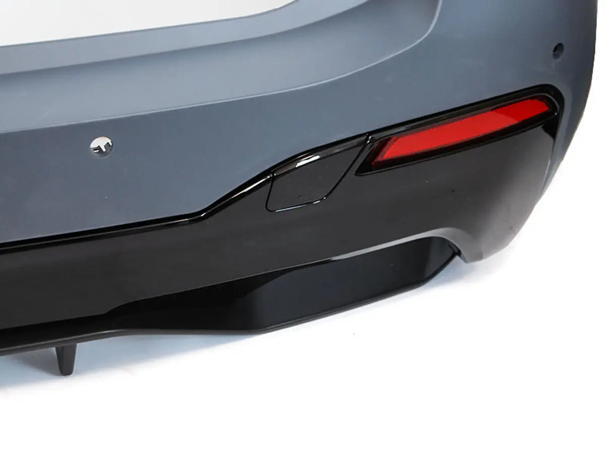Bakfanger BMW 5 (G31) Touring LCI 2020 - 2023 │ M-Performance Design PDC – bilde 4