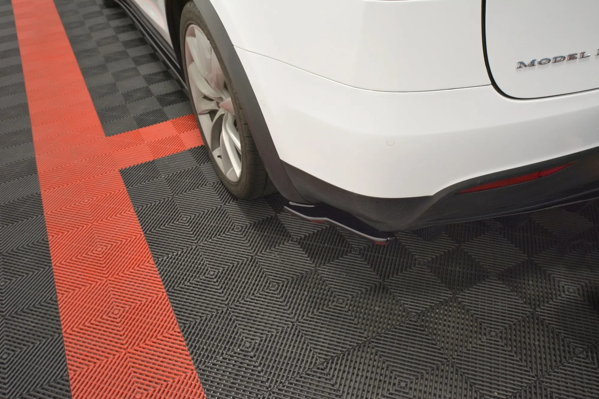 Bakfanger side lepper V.2 Tesla Model X 2015 -> │ Black – bilde 2