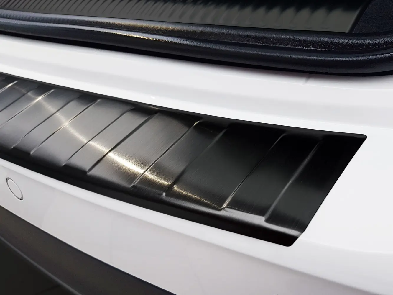 Bakfangerbeskytter A4 Allroad B9 2015 - 2024 – bilde 4