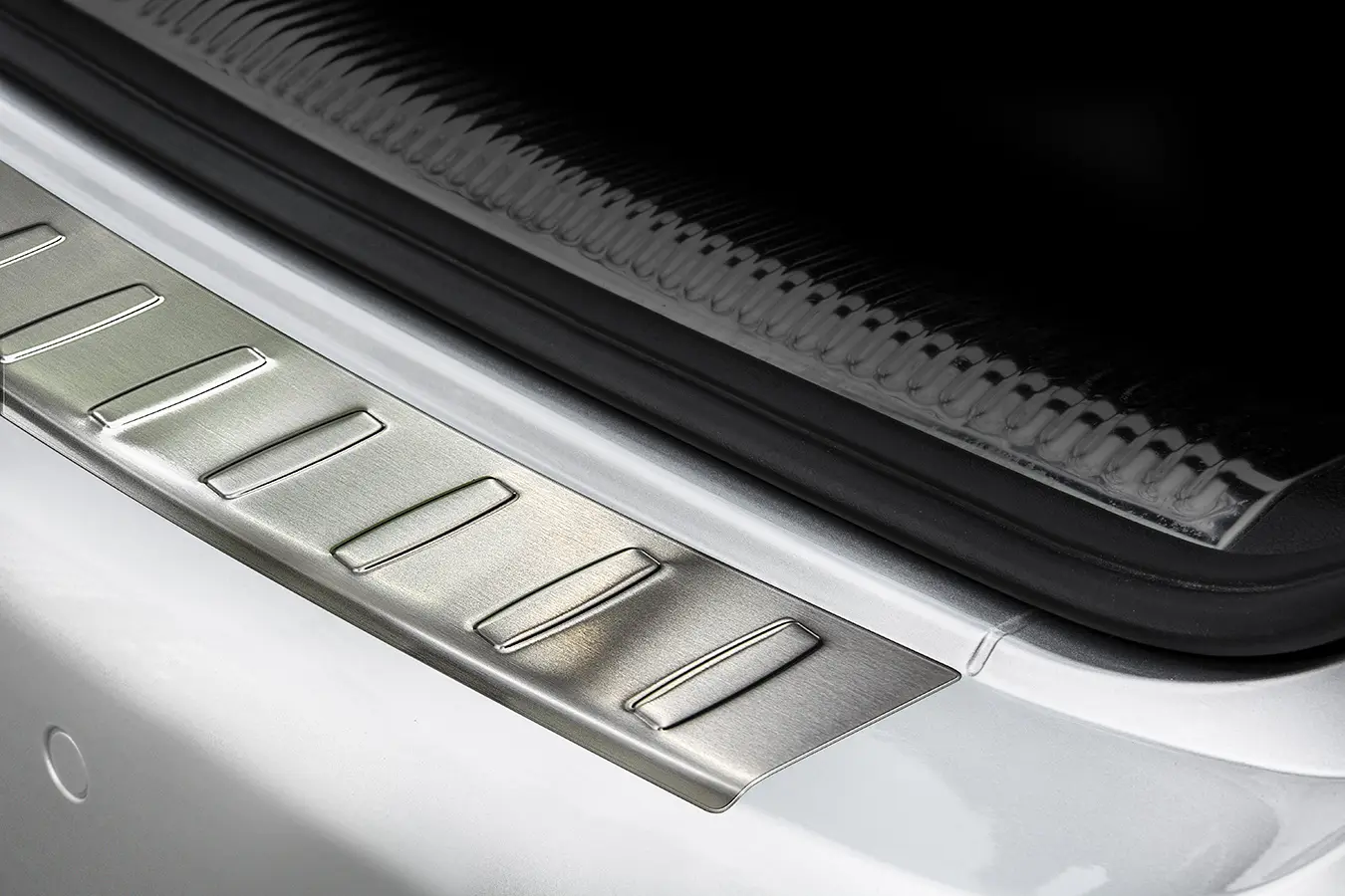Bakfangerbeskytter Audi A4 B8 Avant 2007 - 2011