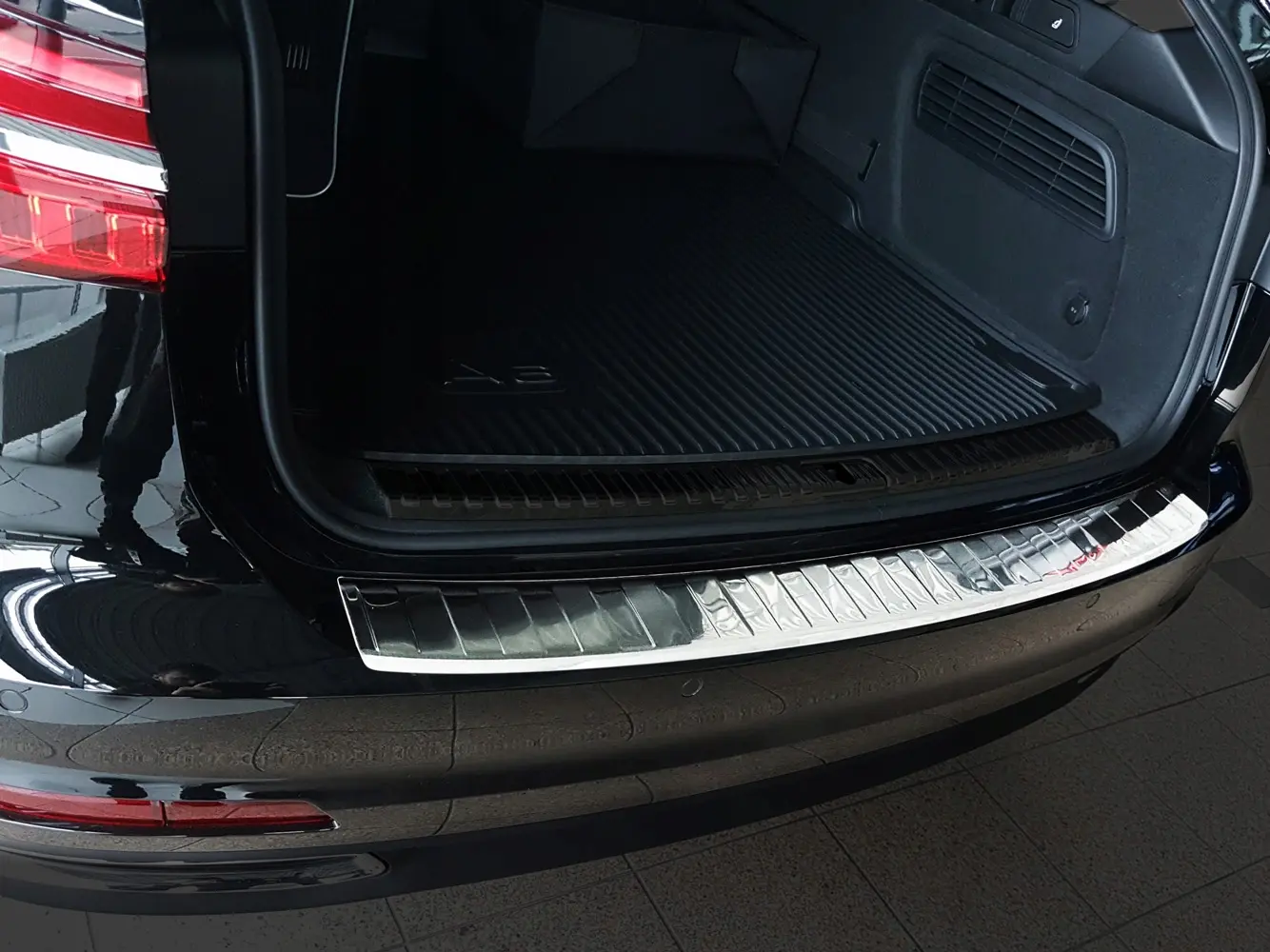 Bakfangerbeskytter Audi A6 C8 Avant 2018 - 2025