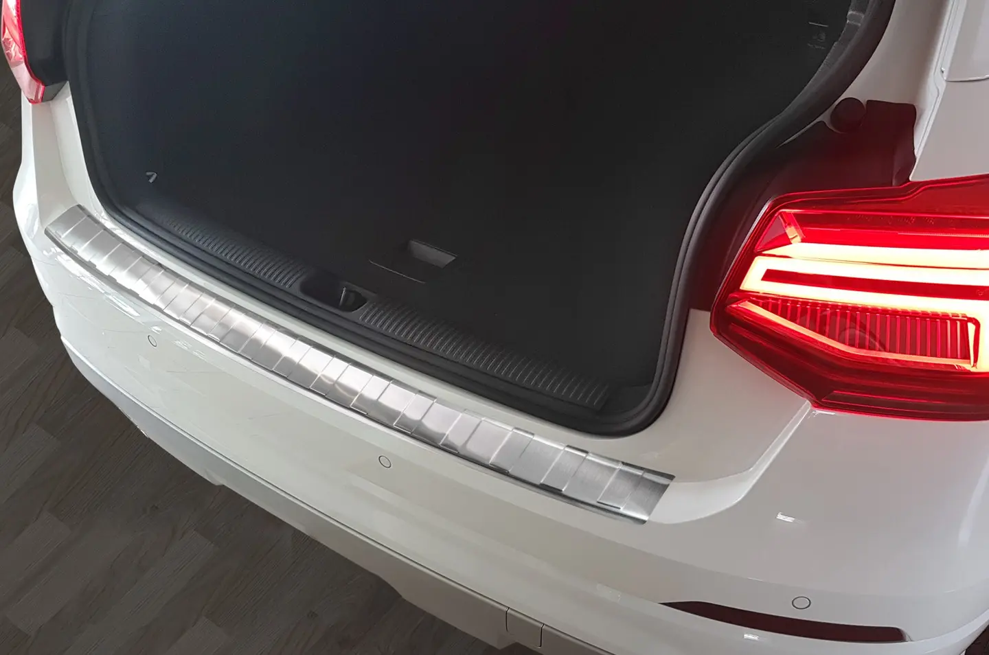 Bakfangerbeskytter Audi Q2 / SQ2 GA 2016 - 2020