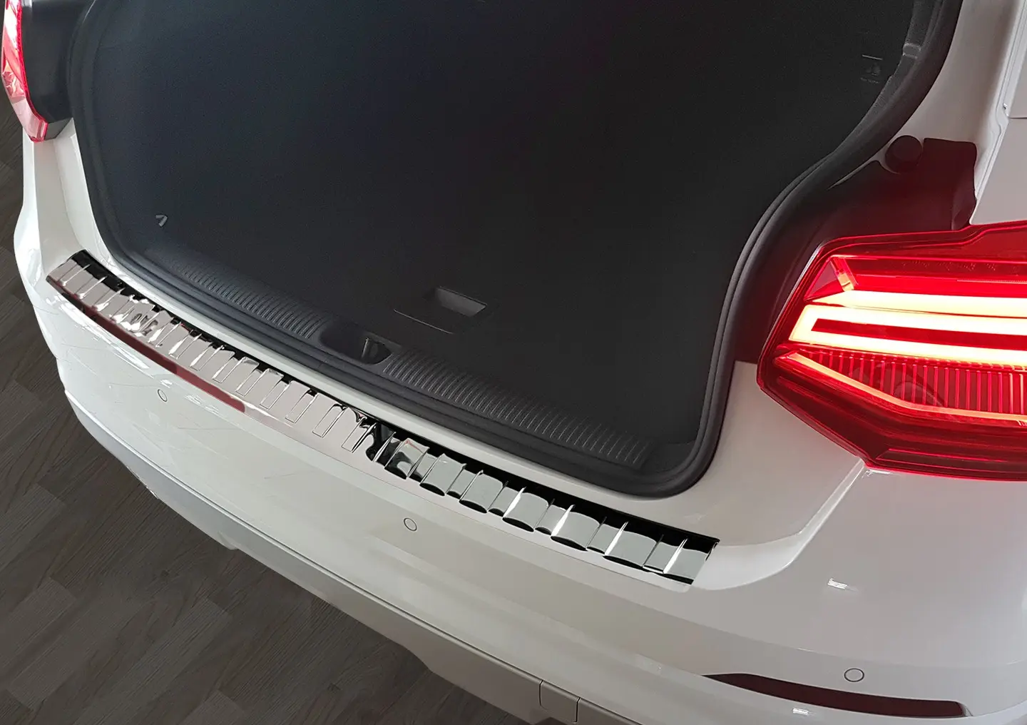 Bakfangerbeskytter Audi Q2 / SQ2 GA 2016 - 2020