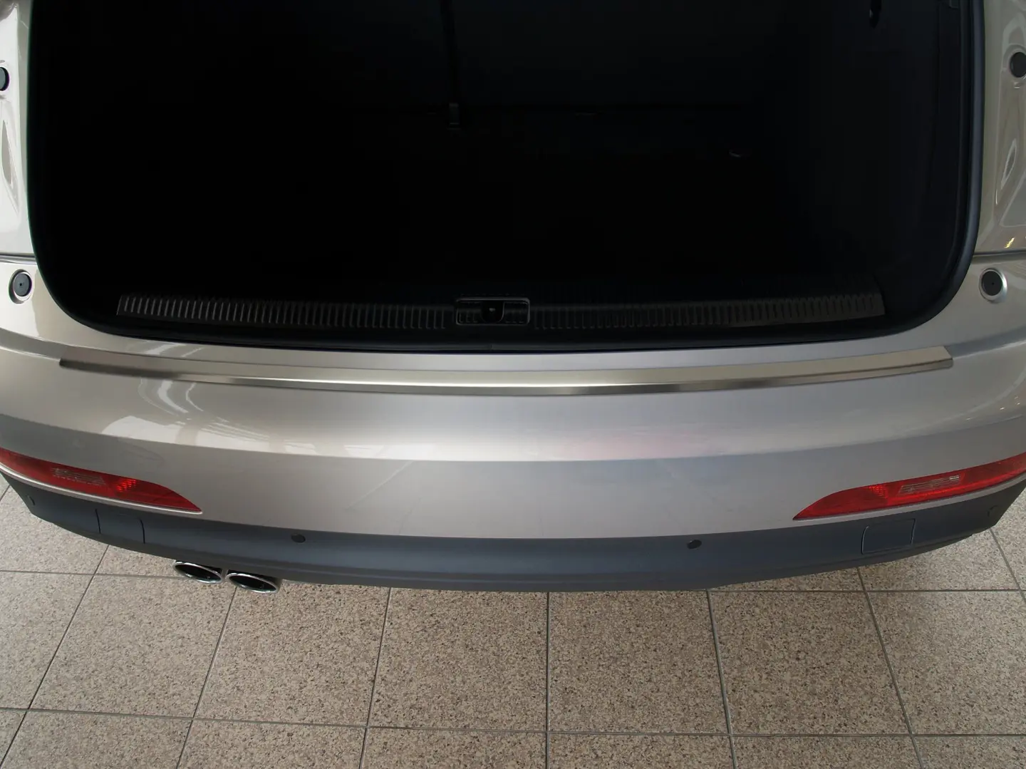 Bakfangerbeskytter Audi Q3 / RS Q3 8U 2011 - 2018 – bilde 2