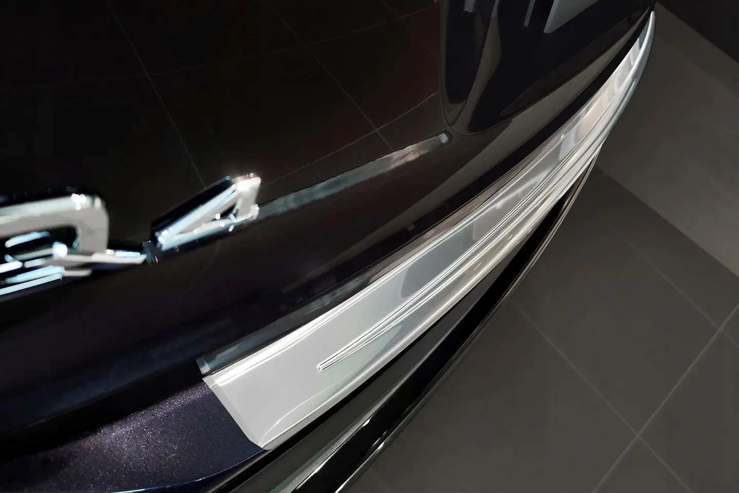 Bakfangerbeskytter Audi Q4 e-tron 2021-> │ Silver Edition – bilde 3