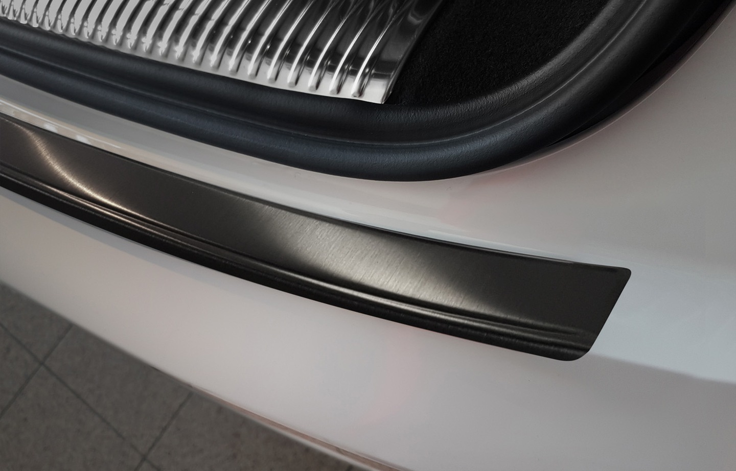 Bakfangerbeskytter Audi Q5 FY 2016 - 2024 – bilde 3