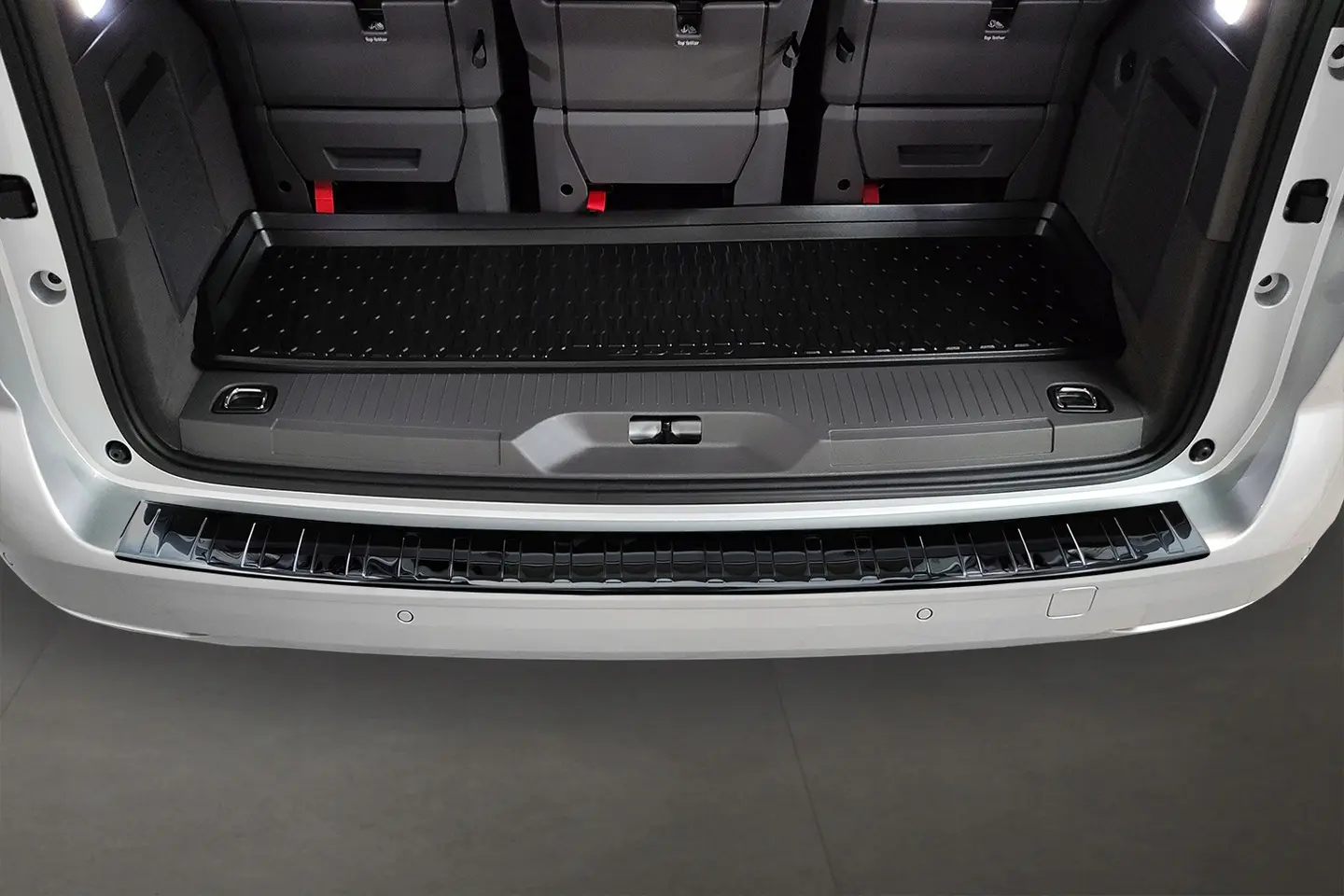 Bakfangerbeskytter Black Mirror VW T7 Multivan 2021 -> Image 2