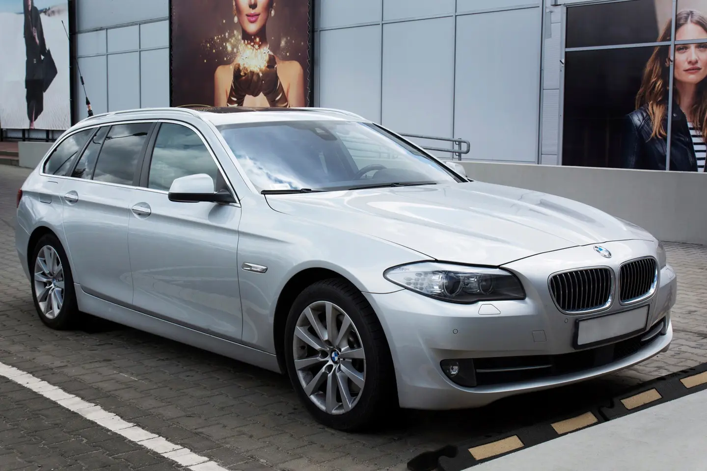 Bakfangerbeskytter  BMW 5 (F11) Touring 2010 - 2017 – bilde 7