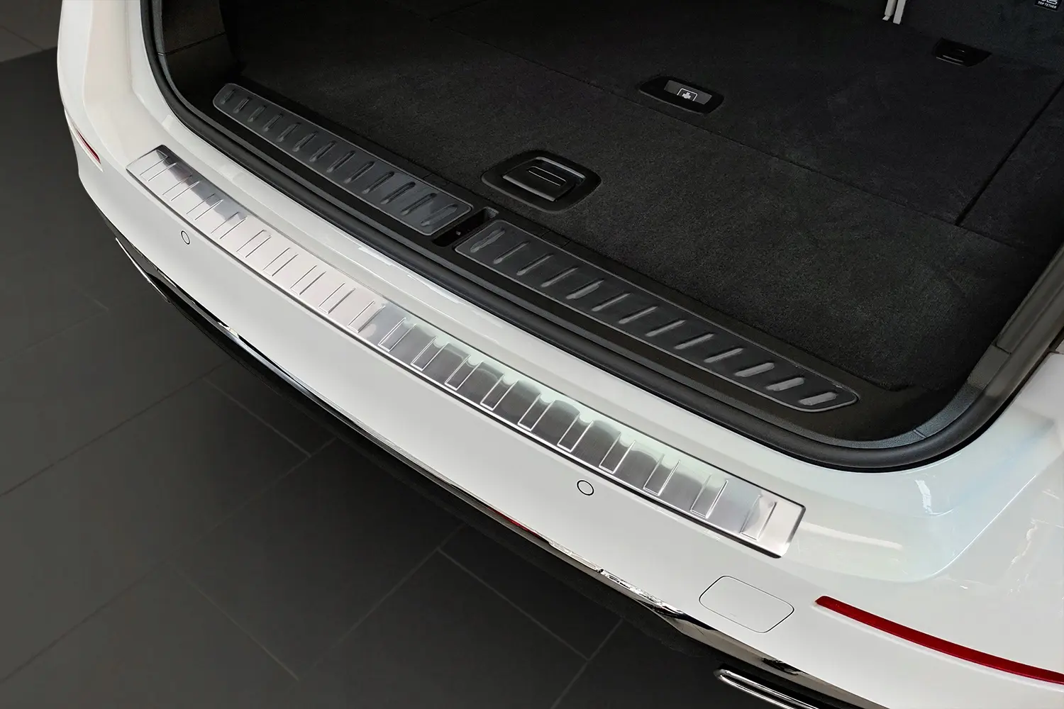 Bakfangerbeskytter BMW 5 (G31) Touring 2020 - 2023 │ Chrome Edition