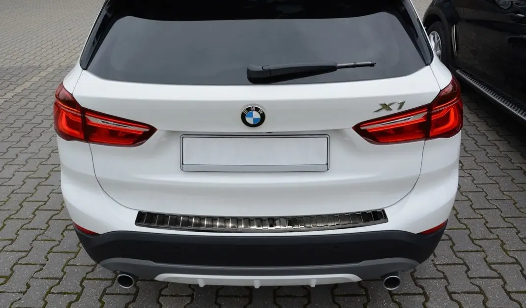 Bakfangerbeskytter BMW X1 (F48) 2015-2022 Black Edition – bilde 6